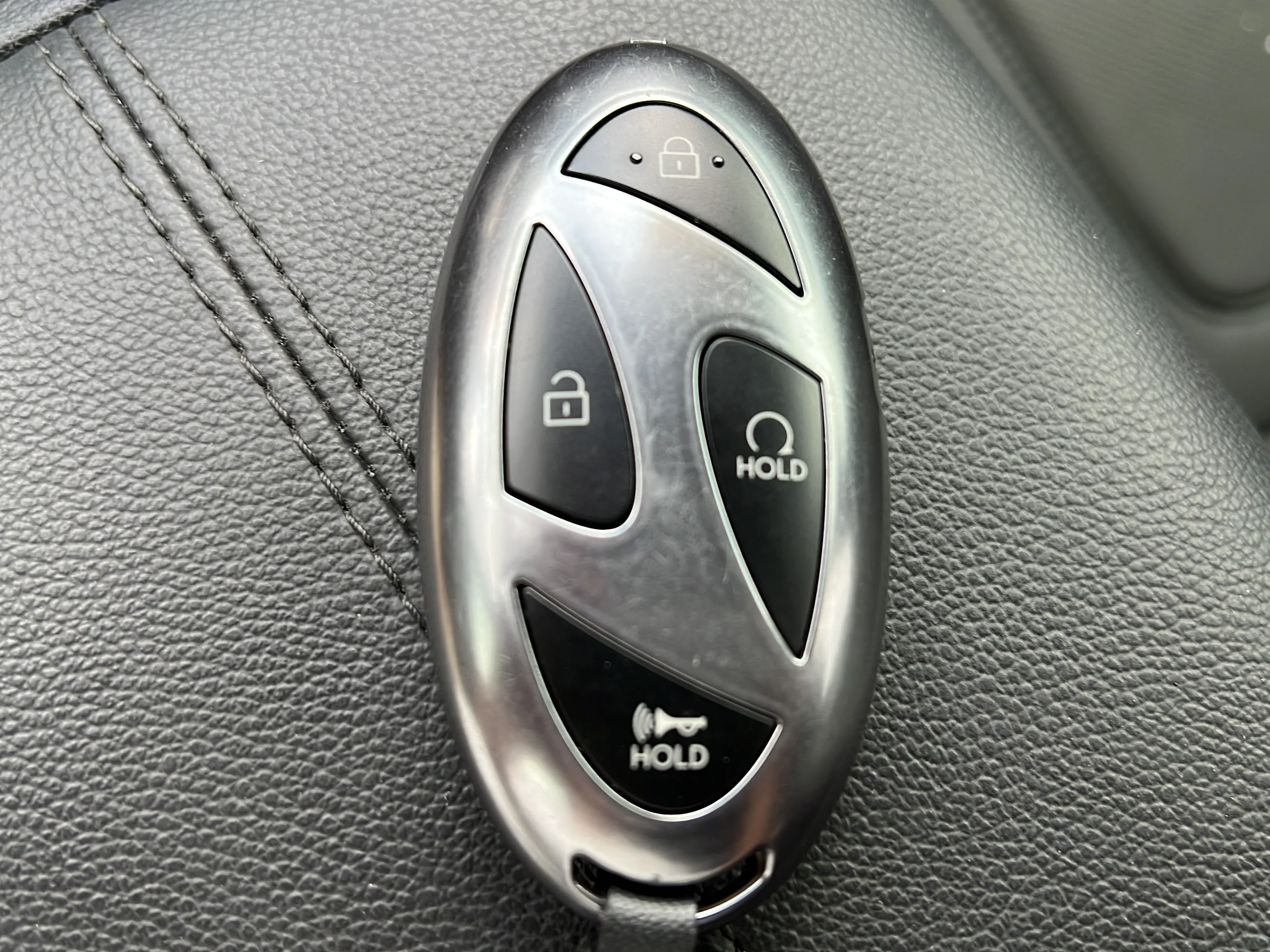 Used 2025 Atlas White Hyundai Limited image 25