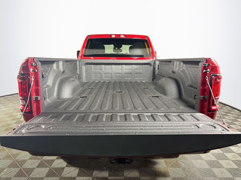 New 2026 Molten Red Pearl-Coat Exterior Paint RAM Big Horn image 21