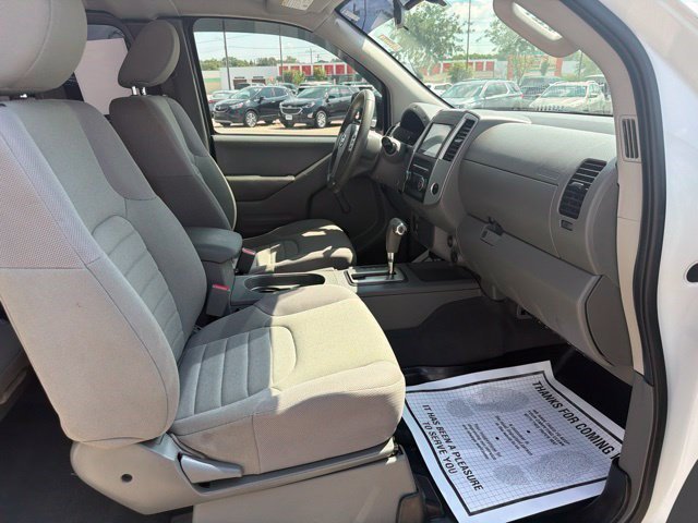 Used 2019 Glacier White Nissan S image 15