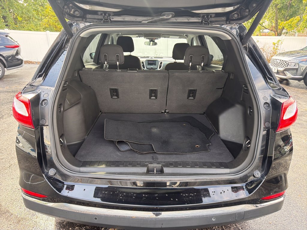 Used 2020 Mosaic Black Metallic Chevrolet LT image 28