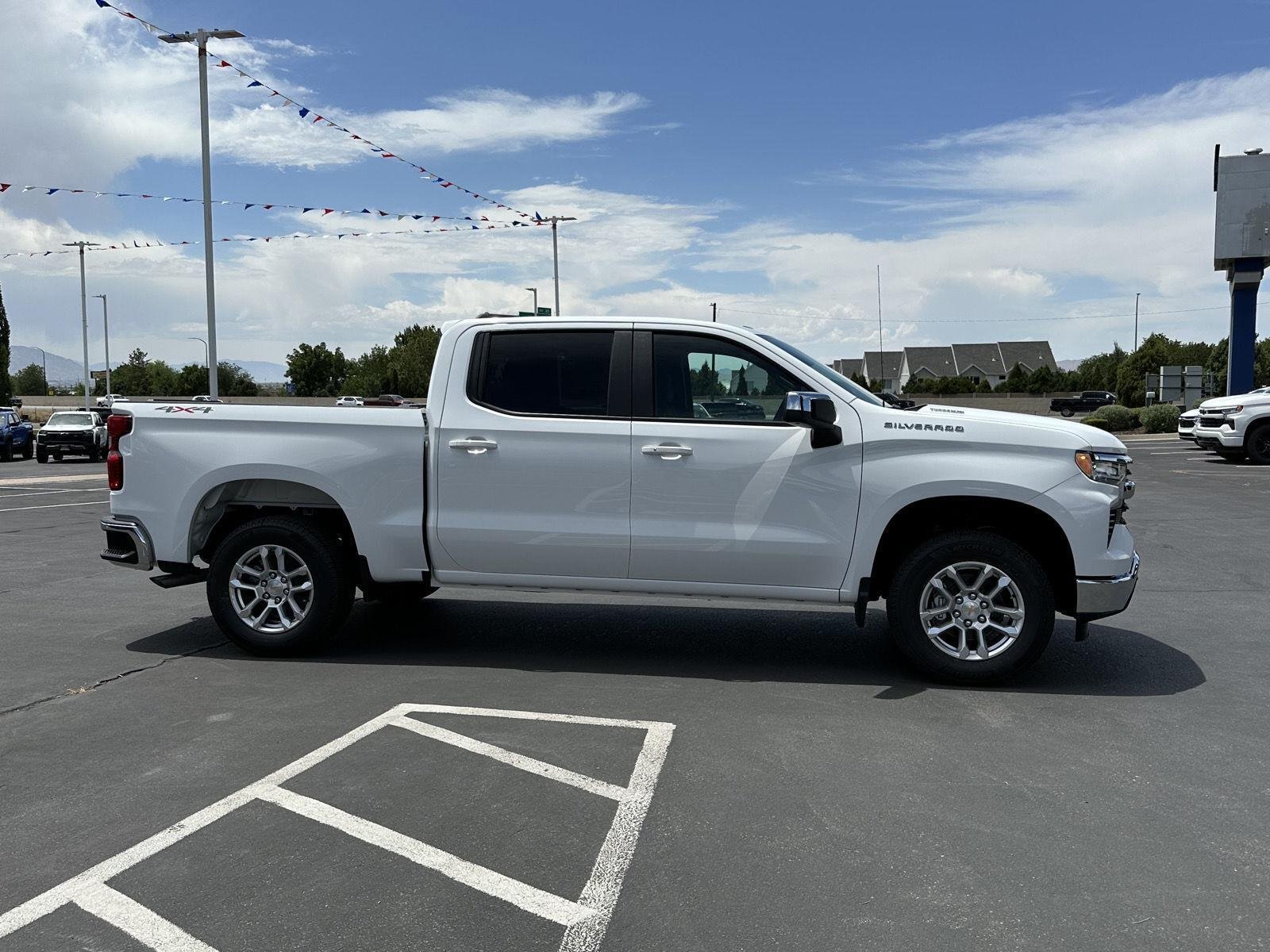 2026 Chevrolet Silverado 1500 LT - Photo 8