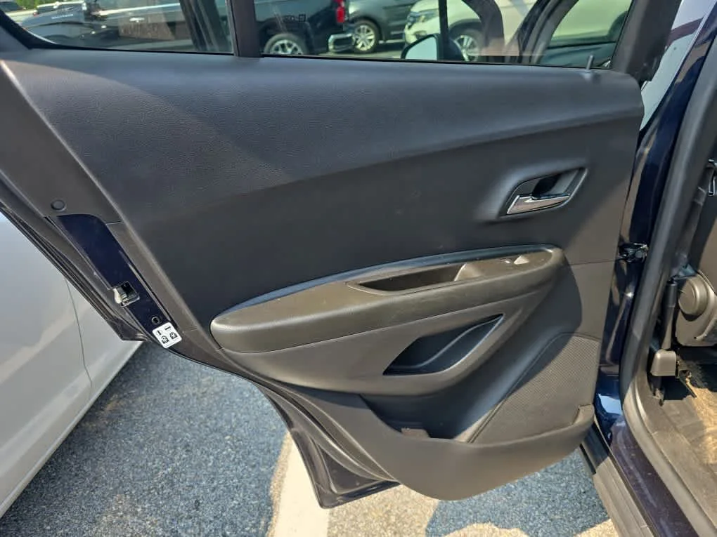 Used 2022 Midnight Blue Metallic Chevrolet LT image 12