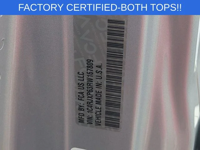 Used 2024 Silver Jeep Sahara 4xe image 32
