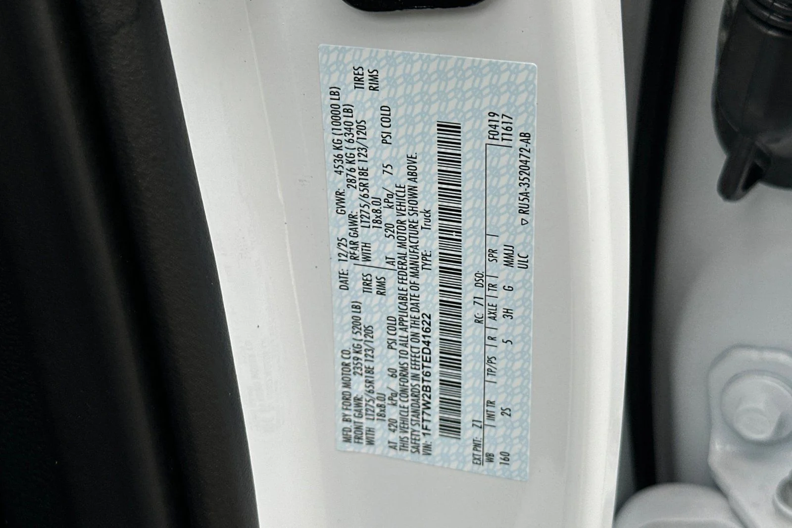 New 2026 Oxford White Ford F-250® XLT image 26