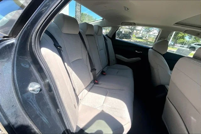 Used 2024  Honda EX image 27