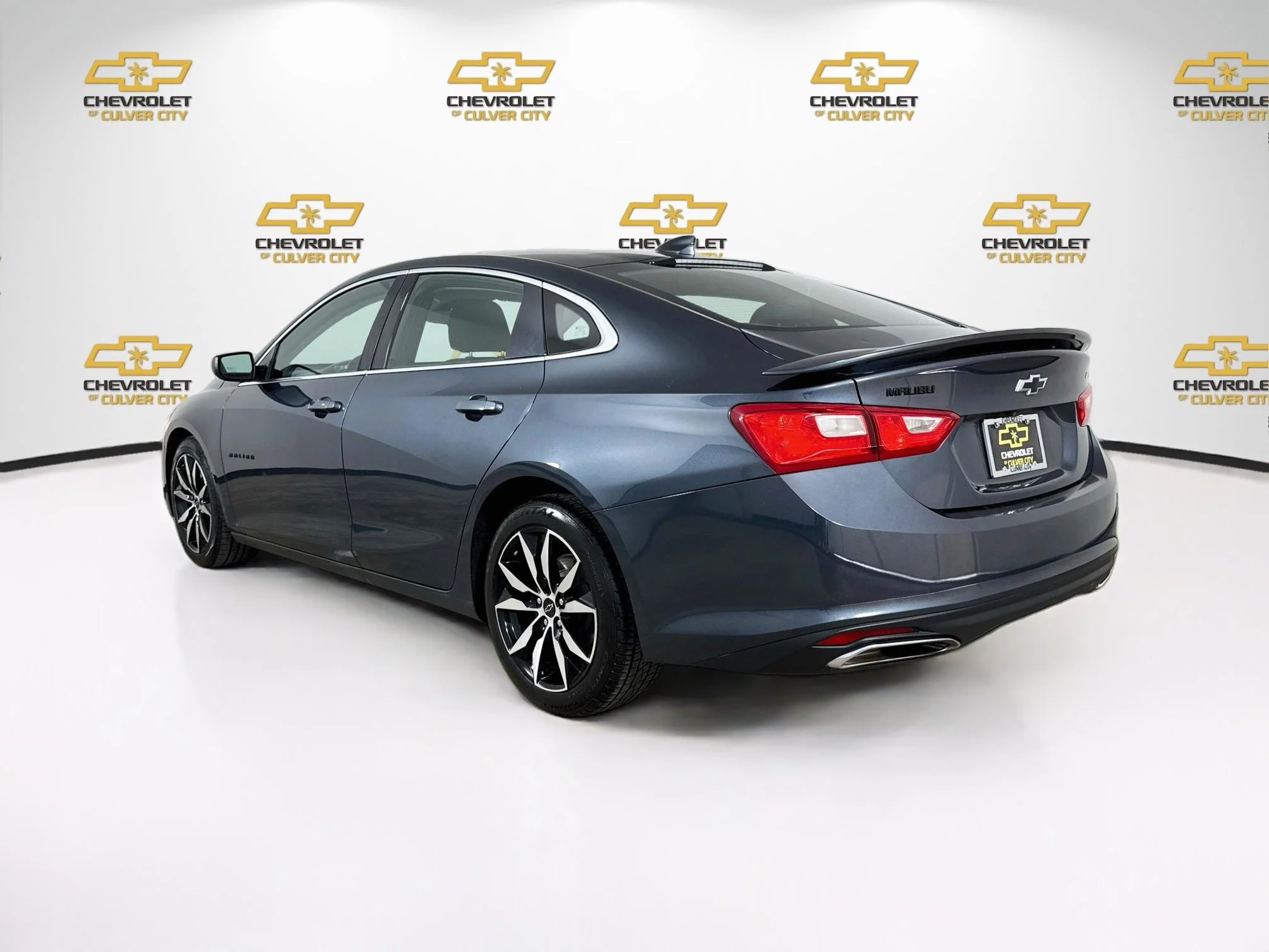 Used 2020 SHADOW GRAY METALLIC Chevrolet RS image 6