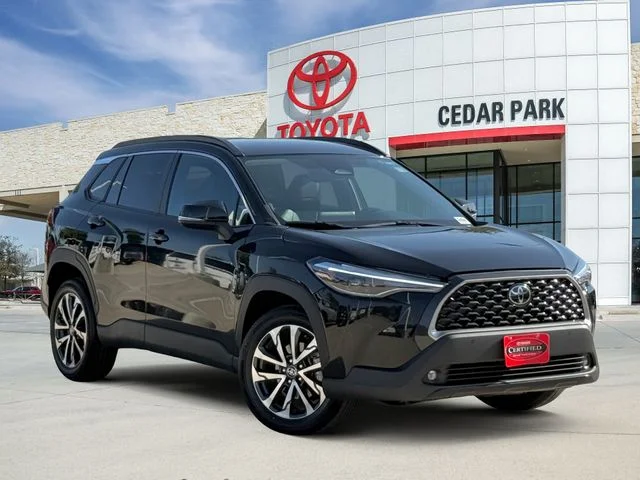 2025 Toyota Corolla Cross XLE