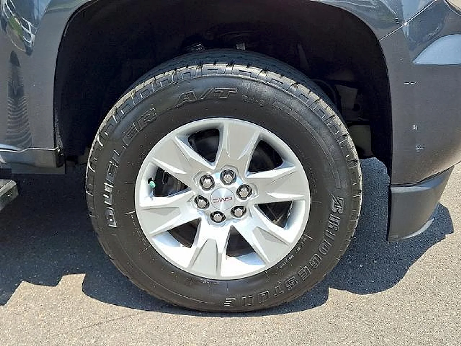 Used 2016 Cyber Gray Metallic GMC 2WD SLE image 25