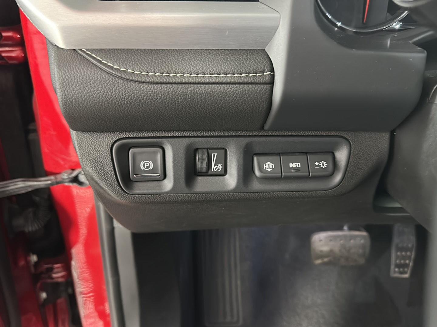 Used 2023 Volcanic Red Tintcoat GMC SLT image 20