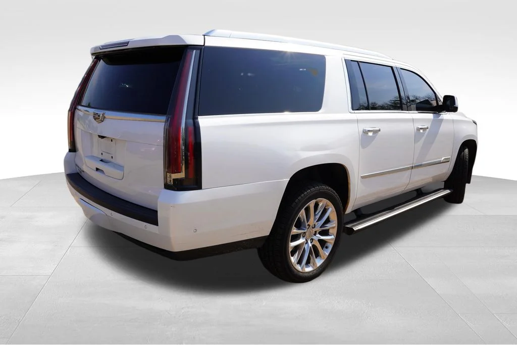 Used 2018 White Cadillac Premium image 3