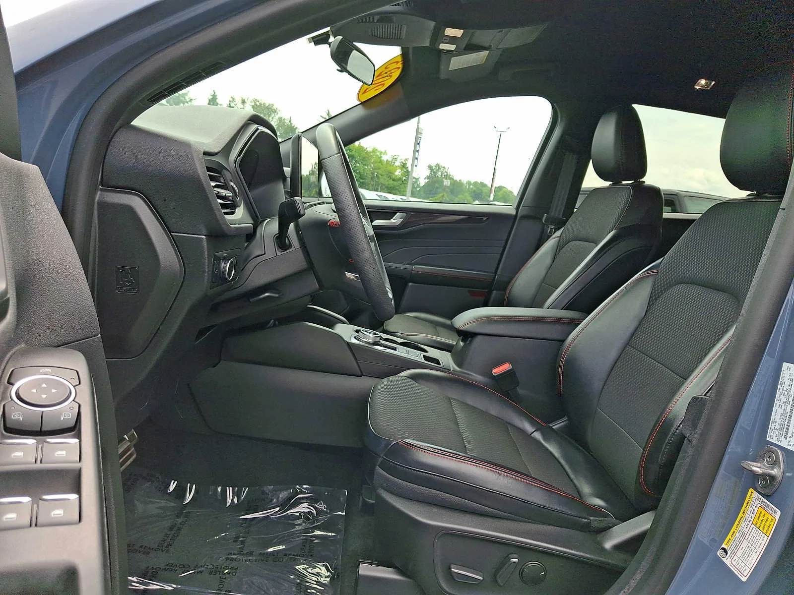 Used 2023 Vapor Blue Ford ST-Line image 13