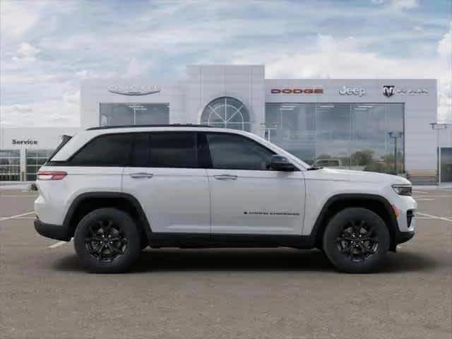 2025 Jeep Grand Cherokee Altitude - Photo 24