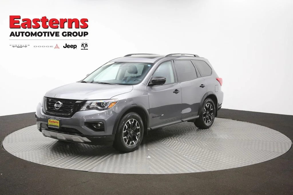Used 2020 Gray Nissan SL image 64