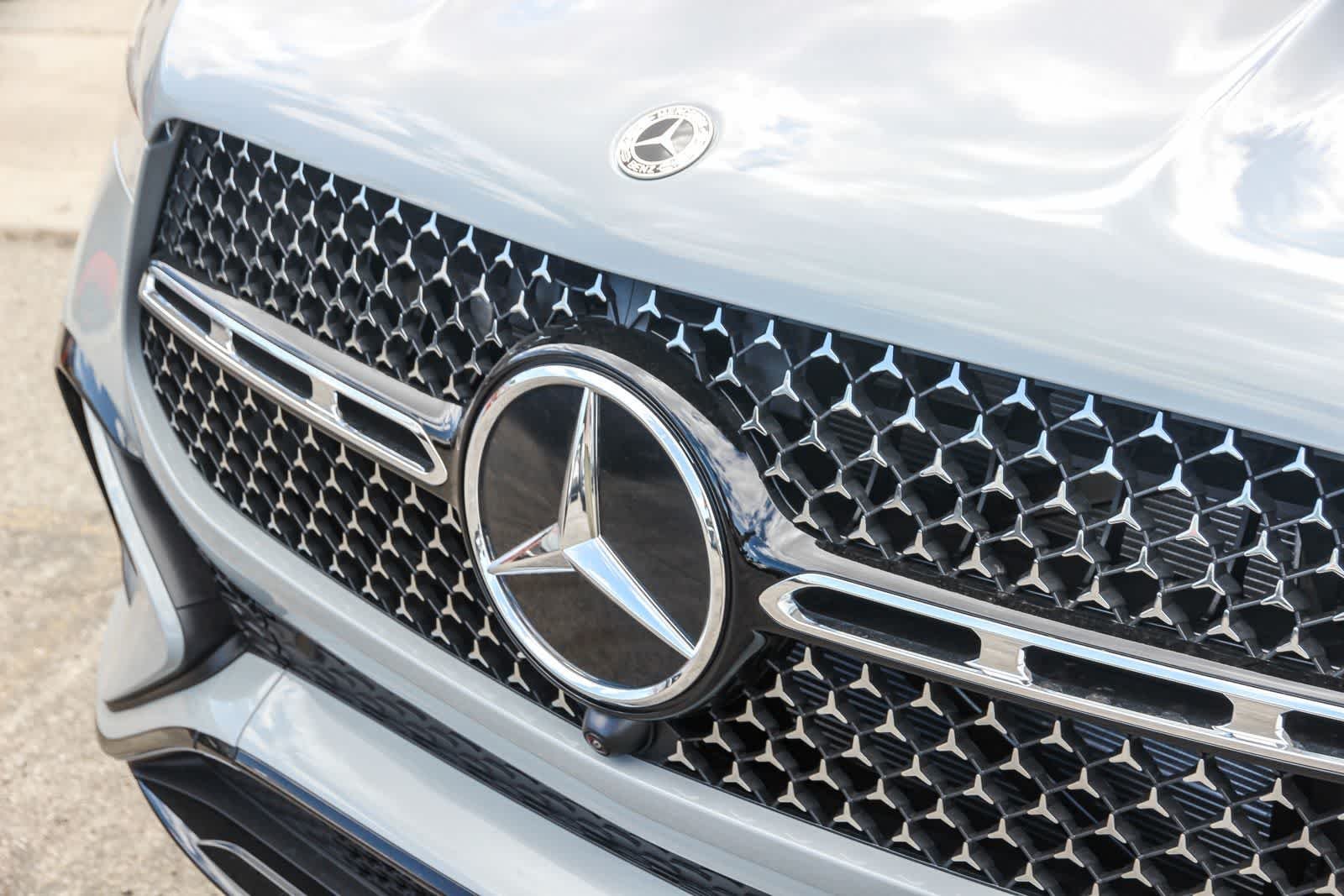 New 2026 MANUFAKTUR Alpine Grey Mercedes-Benz GLE 450 image 9