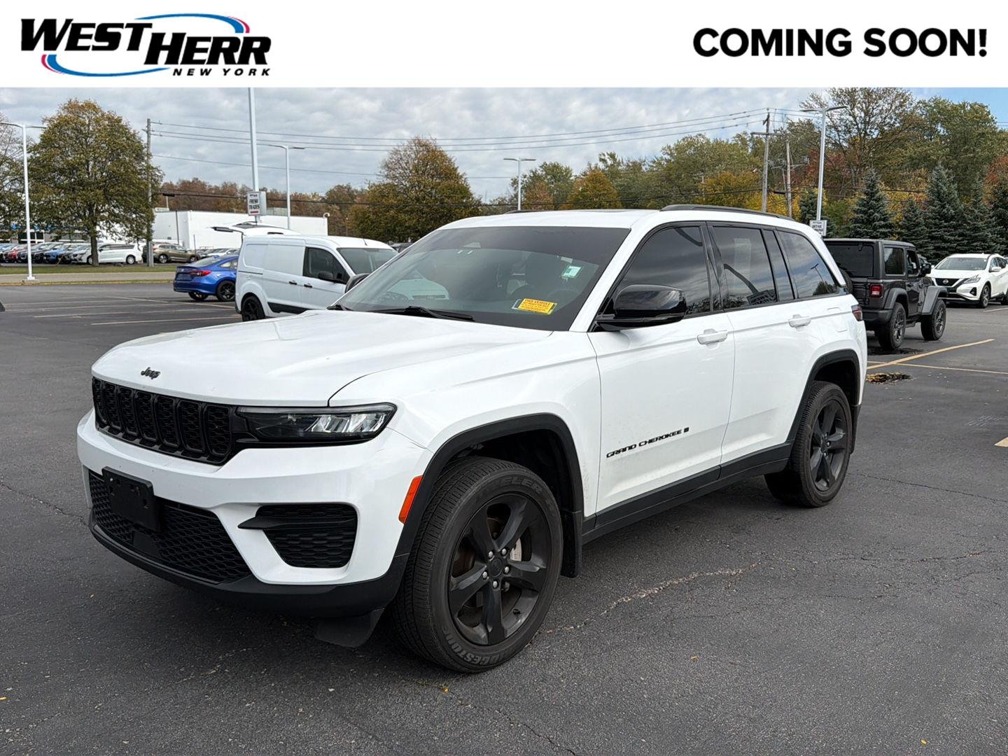 Used 2023 Bright White Clearcoat Jeep Altitude X image 1