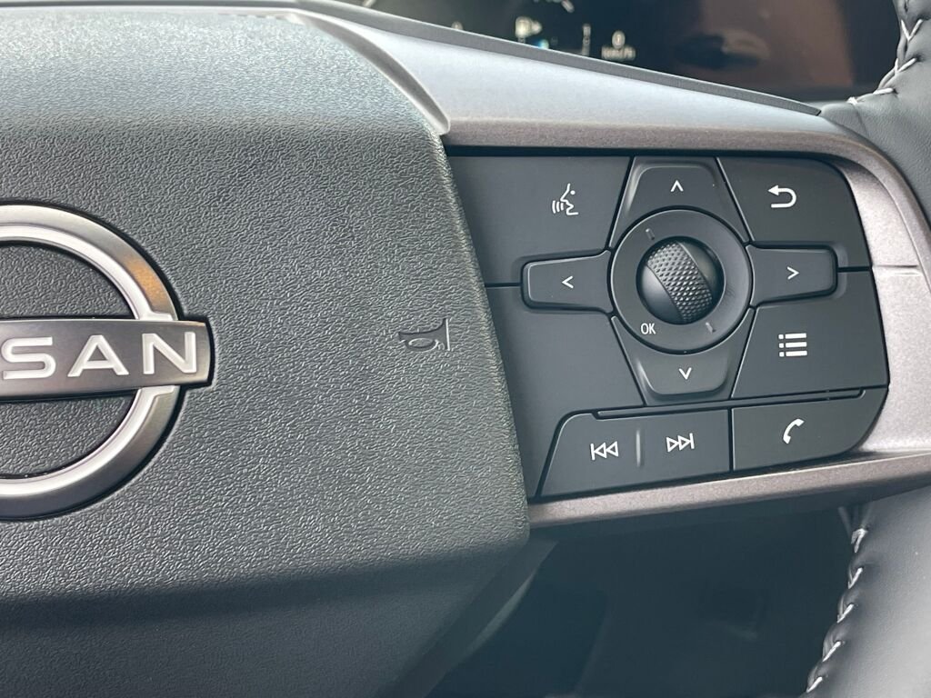 New 2027 Gun Metallic Nissan SV image 17