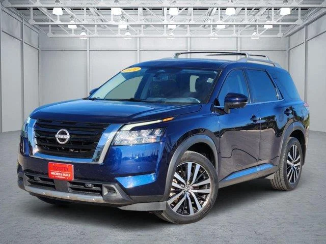 Used 2024 Deep Ocean Blue Pearl Nissan Platinum (A9) Front-Wheel Drive image 1