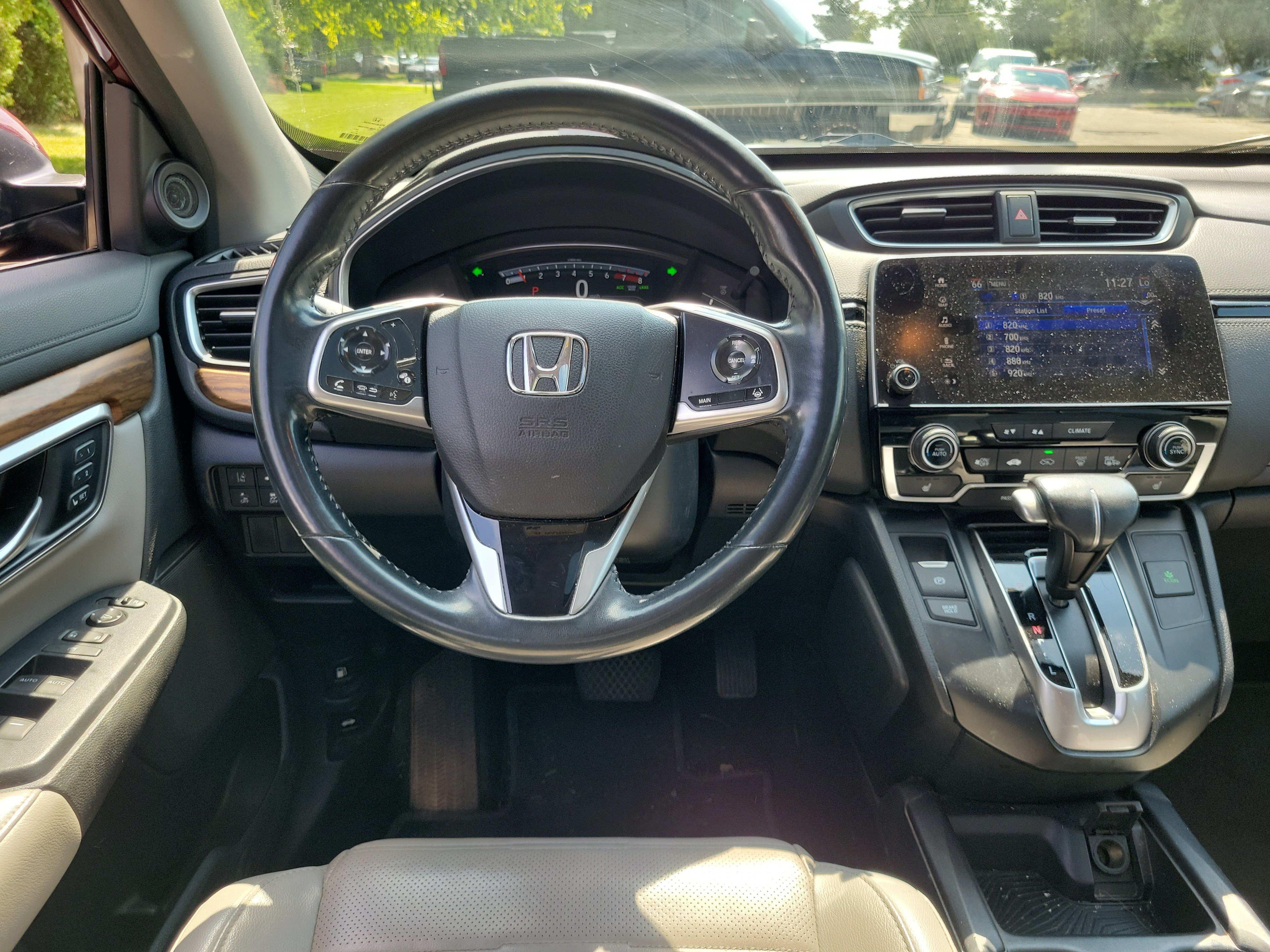 Used 2019 Basque Red Pearl II Honda Touring image 10