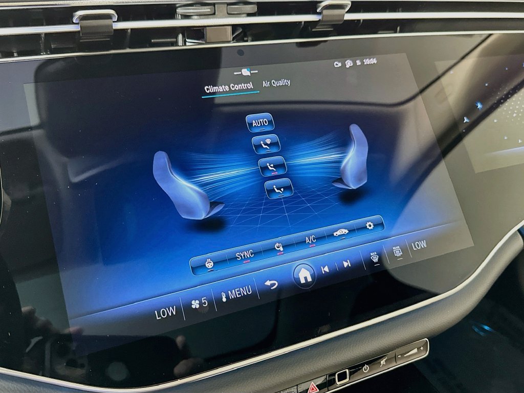 New 2027 MANUFAKTUR Alpine Grey Mercedes-Benz E 450 image 16