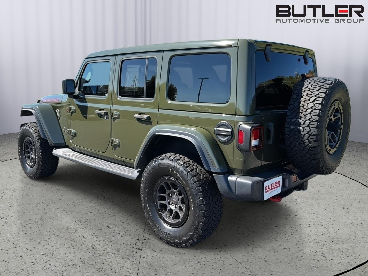 Used 2023 Sarge Green Clearcoat Jeep Rubicon image 4