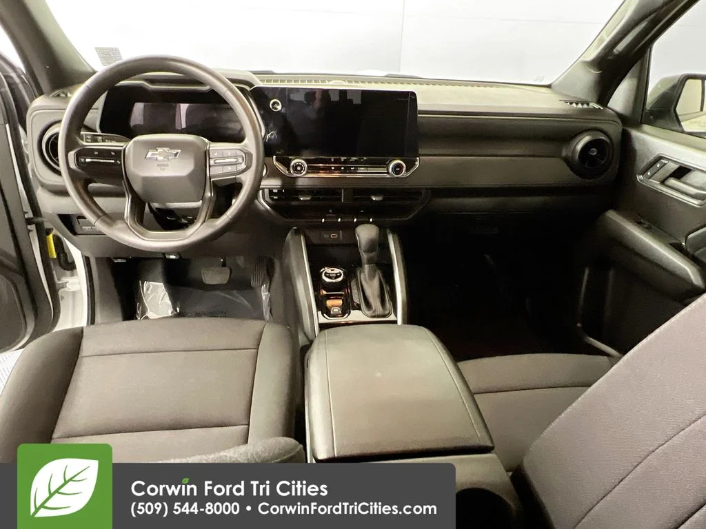Used 2024 Summit White Chevrolet Trail Boss image 7