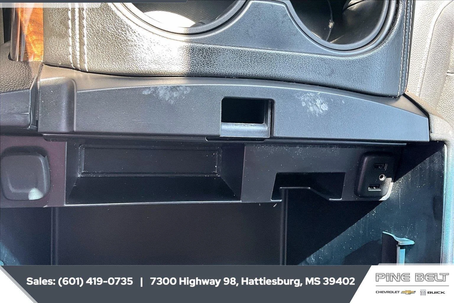 Used 2019 SHADOW GRAY METALLIC Chevrolet LT image 24