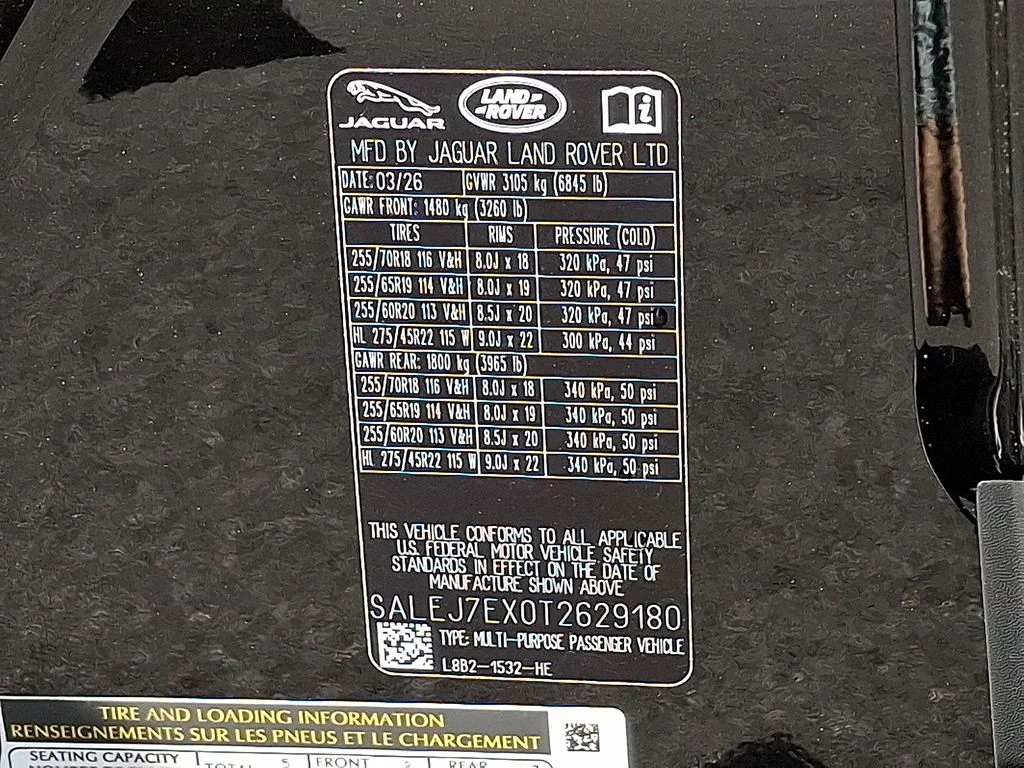New 2026 Santorini Black Land Rover S image 18