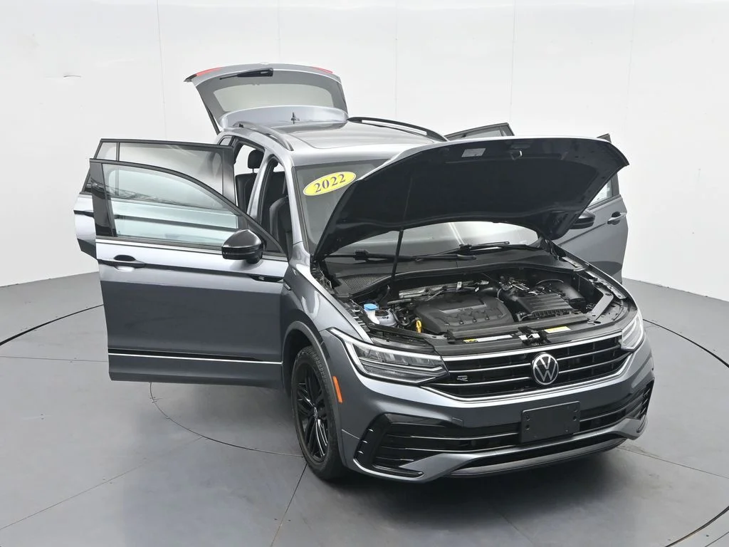 Used 2022 Gray Volkswagen 2.0T SE R-Line Black image 45