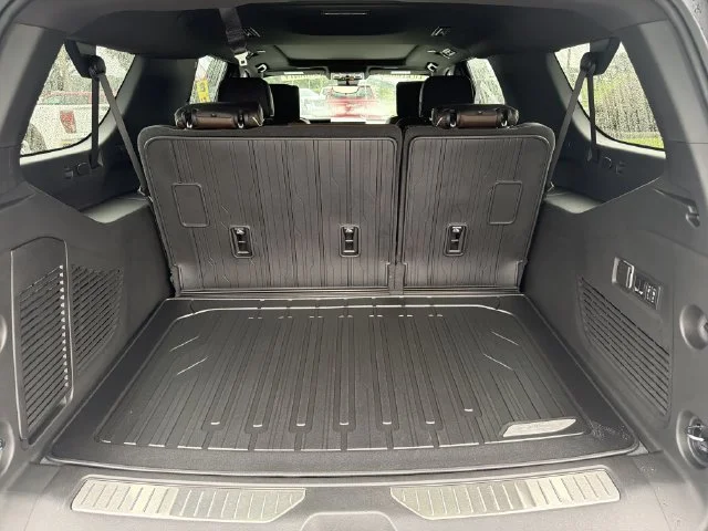 New 2026 Glacier White Tricoat GMC Denali Ultimate image 11