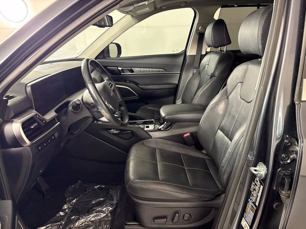 Used 2024 Gray Kia EX image 27