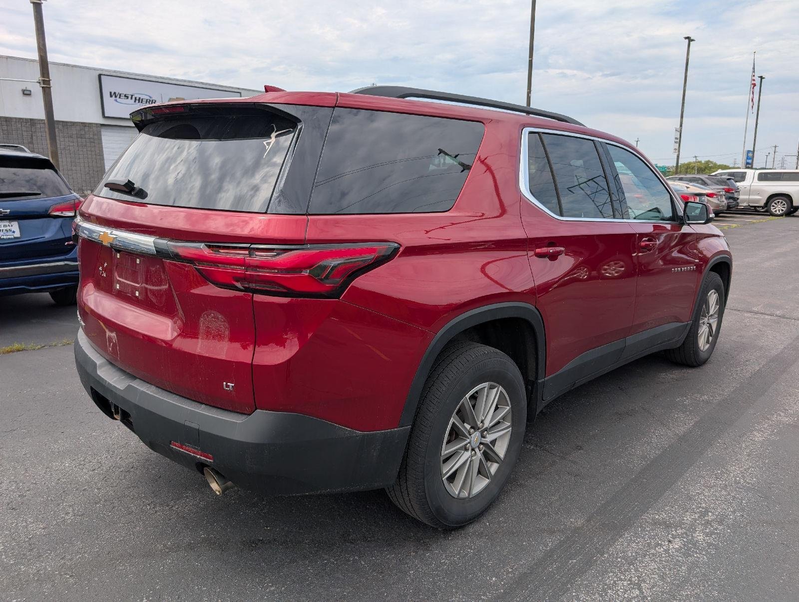 Used 2023 Radiant Red Tintcoat Chevrolet LT Cloth image 8