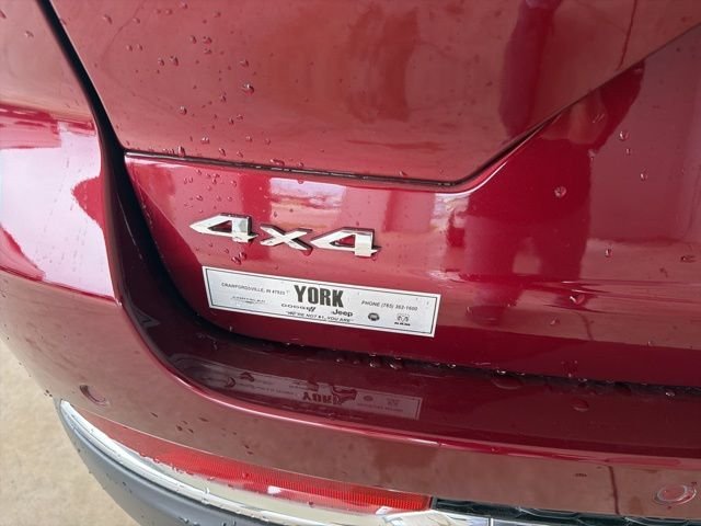 Used 2023 Red Jeep Limited image 5