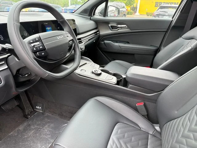 New 2026 Snow White Pearl Kia X-Line image 19