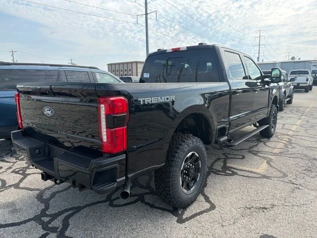 New 2027 Black Ford Lariat image 5