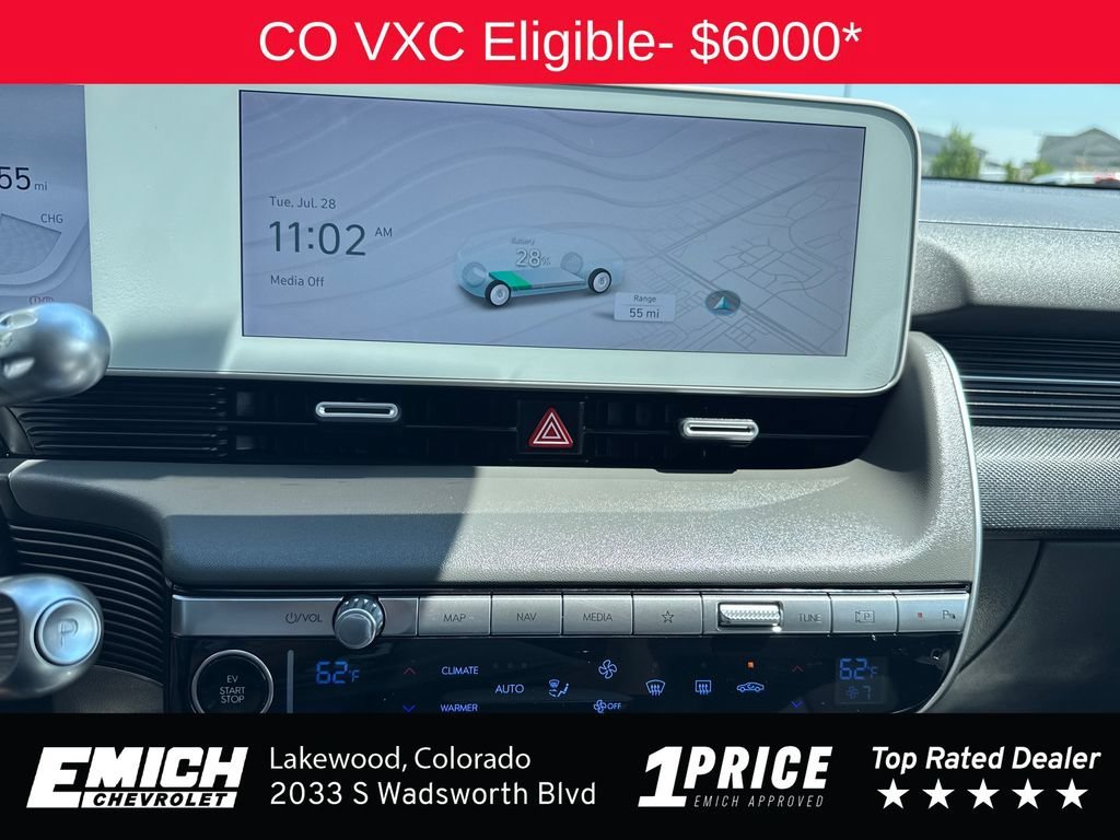 Used 2024 Atlas White Hyundai SEL image 17