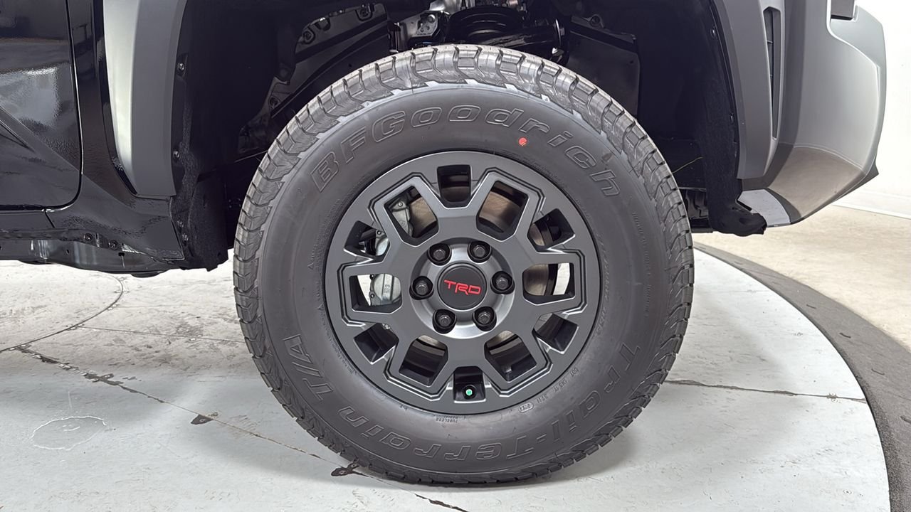 2026 Toyota Tacoma TRD PreRunner - Photo 21