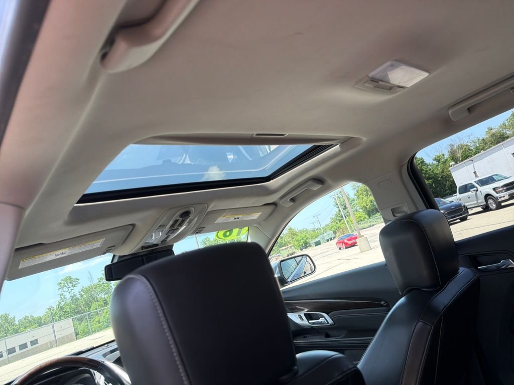 Used 2016 Black GMC Denali image 17