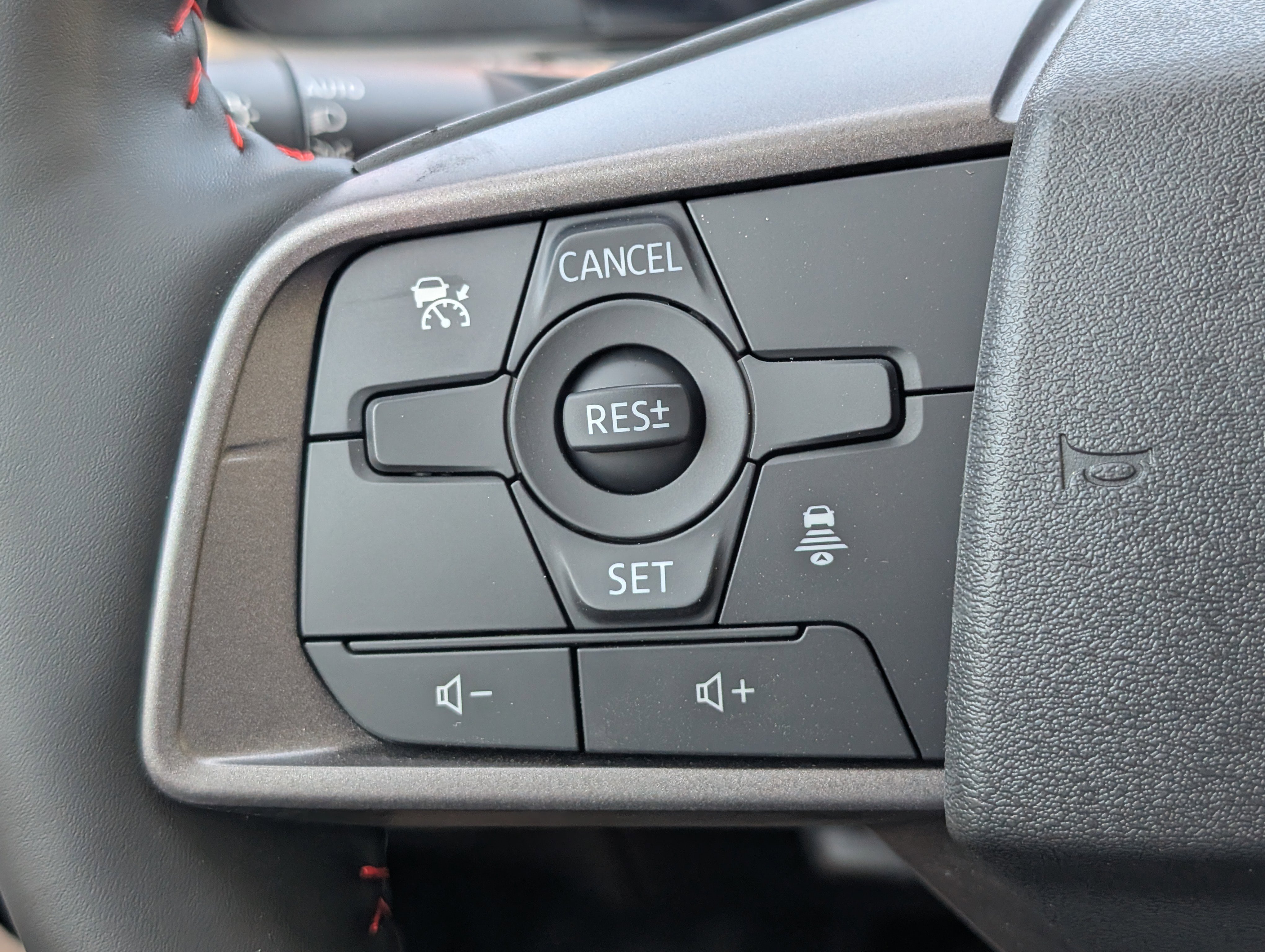 New 2026 Atlantic Gray Metallic / Super Black Two-tone Nissan SR image 22