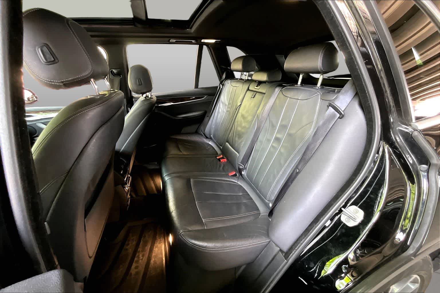 Used 2018 Jet Black BMW sDrive35i image 19