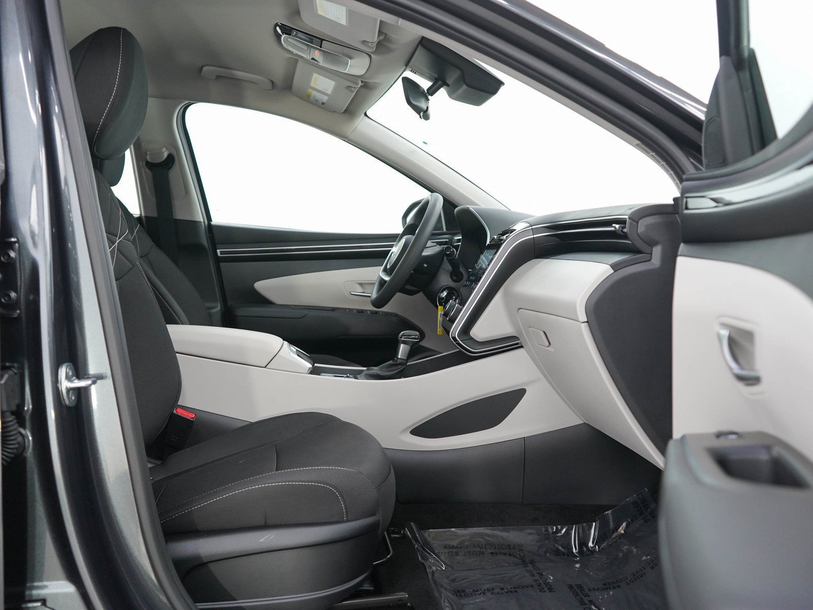 2024 Hyundai Tucson SE - Photo 11