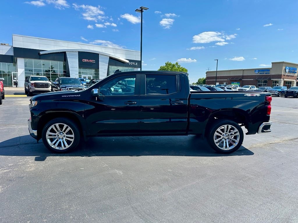 Used 2021 Black Chevrolet LT image 7