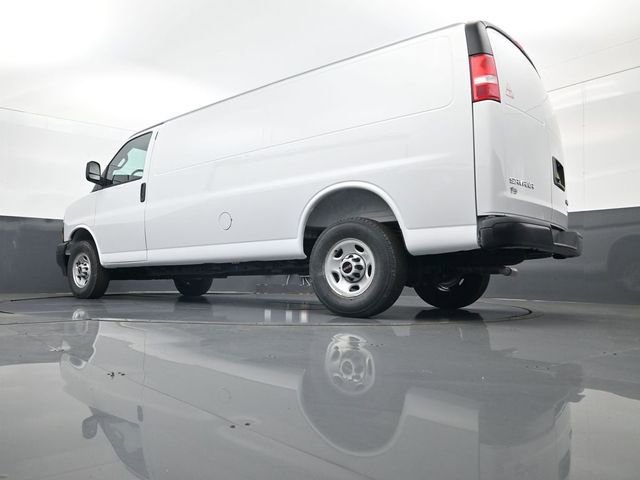 2026 GMC Savana Cargo Work Van - Photo 28