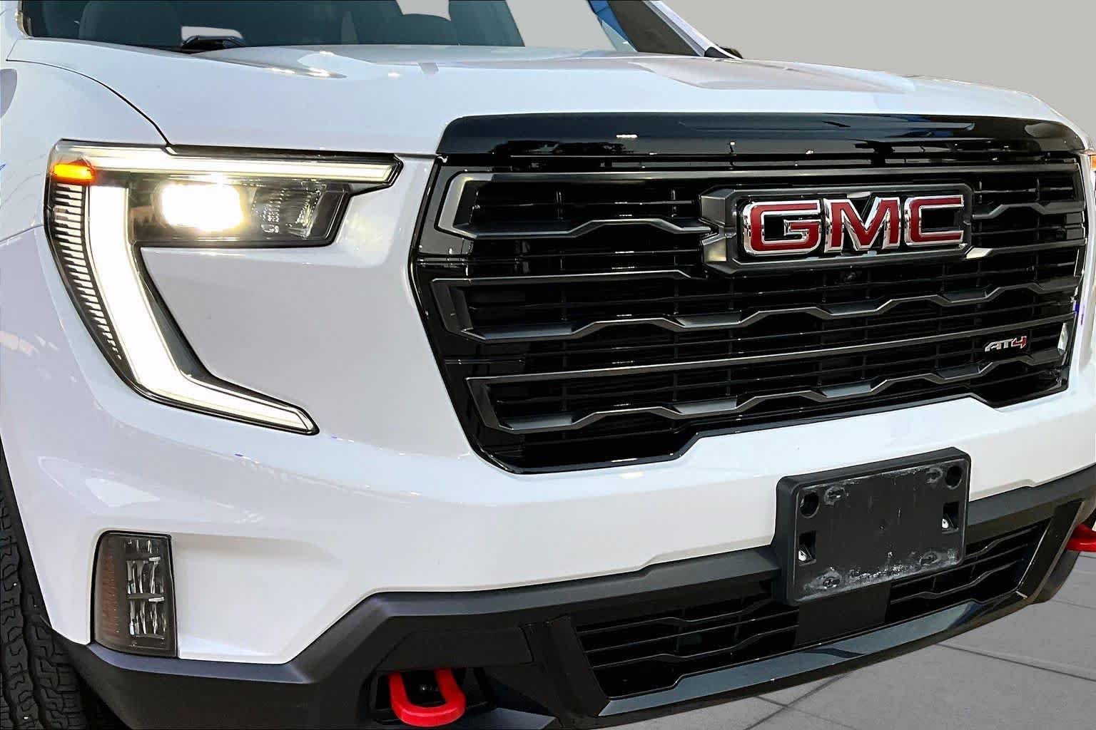 Used 2024 Summit White GMC AWD AT4 image 29