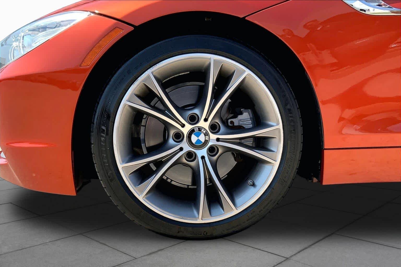 Used 2014 Valencia Orange Metallic BMW sDrive35i image 11