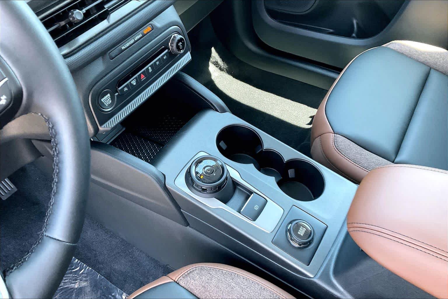 New 2026 Carbonized Gray Metallic Ford Outer Banks image 7