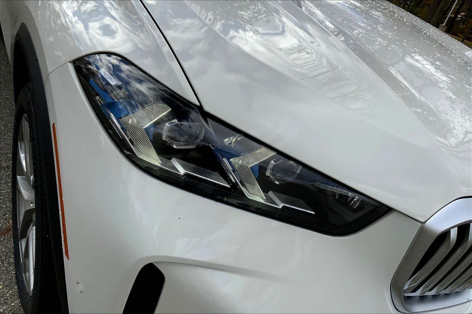 Used 2026 Alpine White BMW xDrive40i image 13
