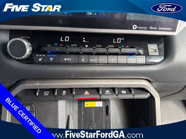 Used 2023  Toyota Limited image 19