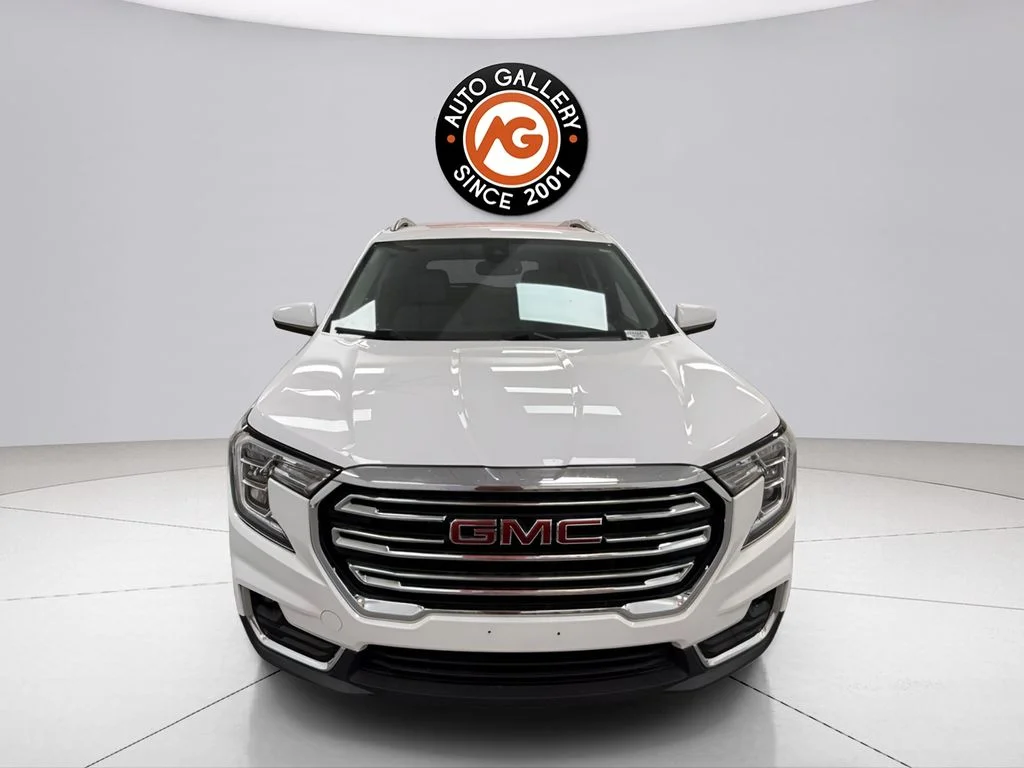 2022 GMC Terrain SLT - Photo 8