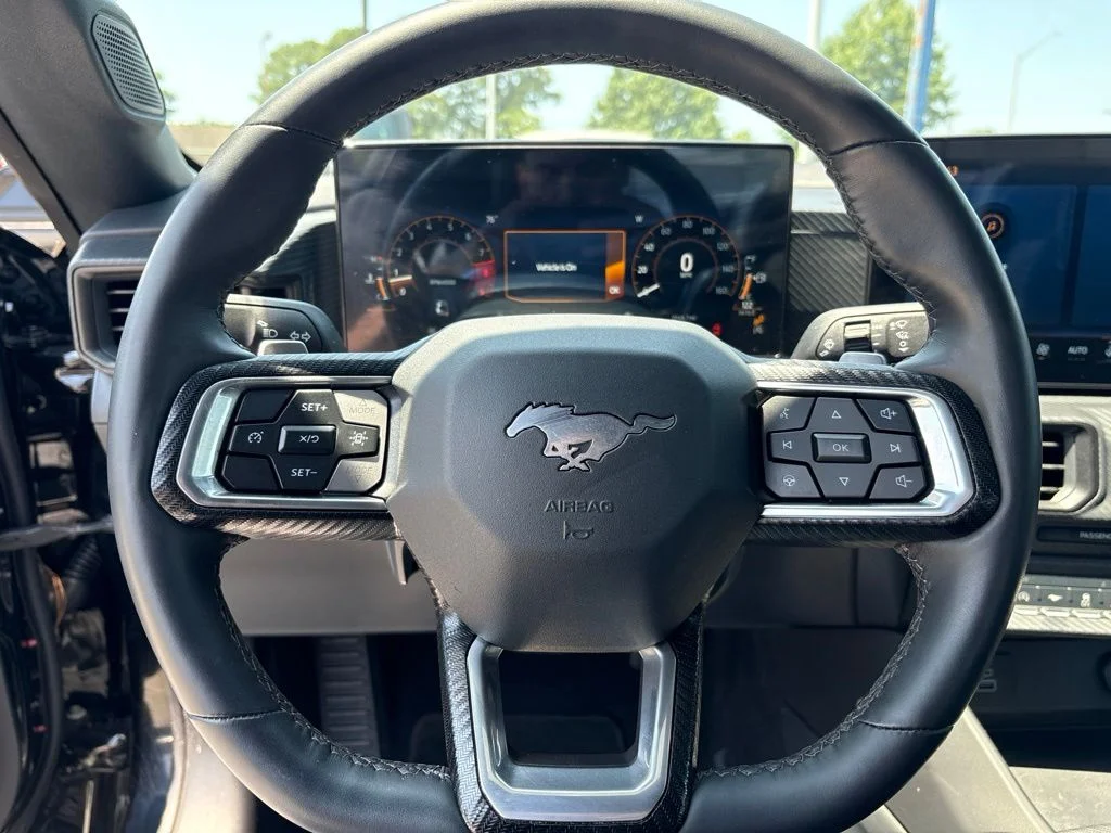 Used 2025 Black Ford GT image 22