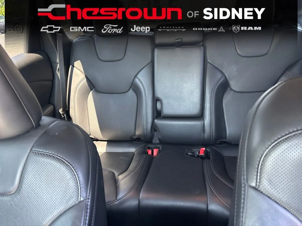 Used 2020 Red Jeep Latitude Plus image 26